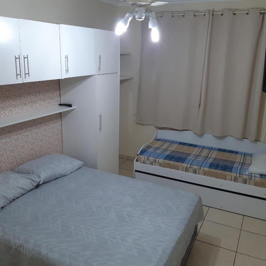 Apartamento Guaruja Enseada 2 Quadra Da Praia Atras Do Aquario Bagian luar foto